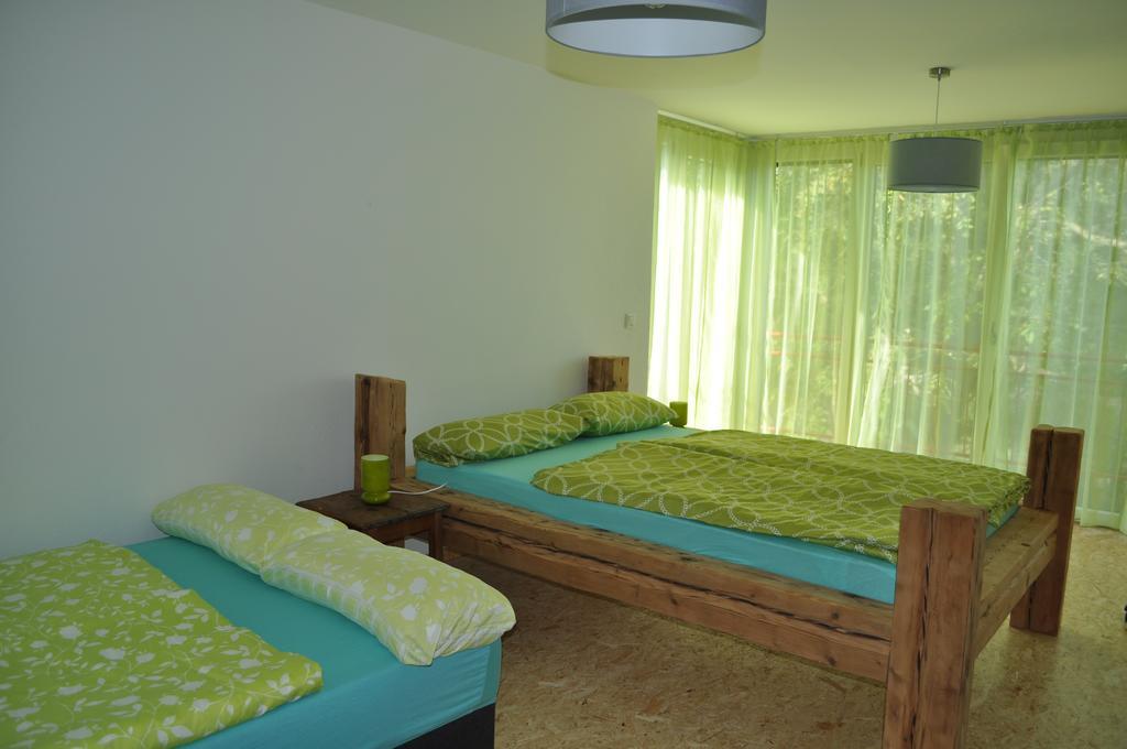 Punkrock Harbour Pension Baehr Karlsruhe Ngoại thất bức ảnh