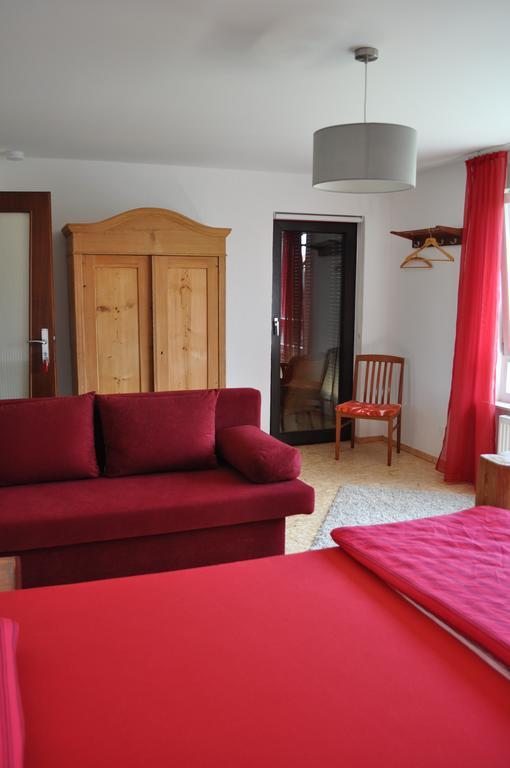 Punkrock Harbour Pension Baehr Karlsruhe Ngoại thất bức ảnh